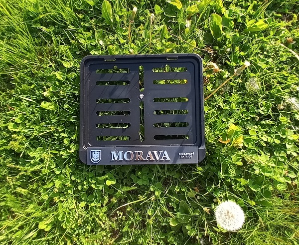 Podložka moto pod SPZ MORAVA, 3D chrom