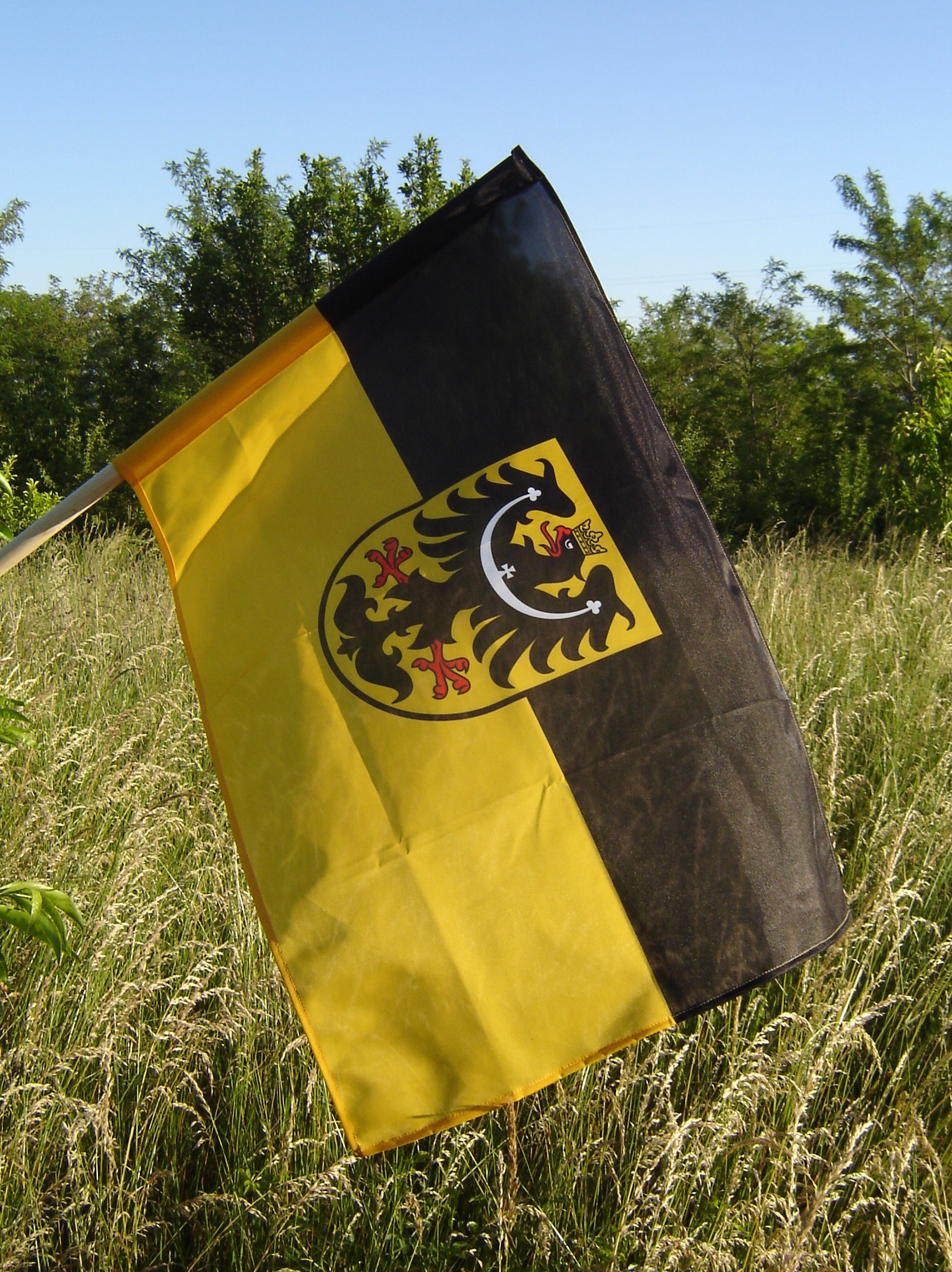 Slezská vlajka 150x100 cm, karabinky