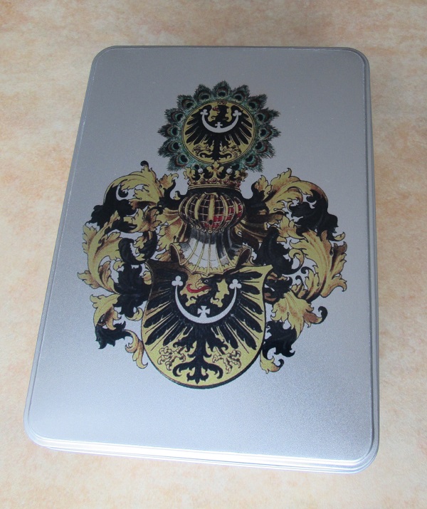 Plechová dóza velká stříbrná s úplným znakem Slezského knížectví