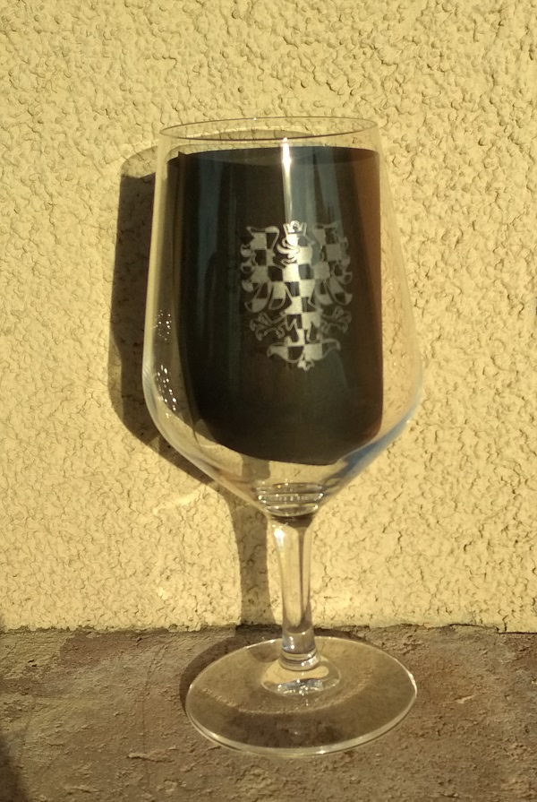 Sklenice na víno 0,44 l s moravskou orlicí