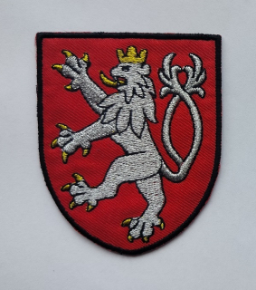 Vyšívaný znak Čech stříbrný lev, 6x8 cm, kovová nit
