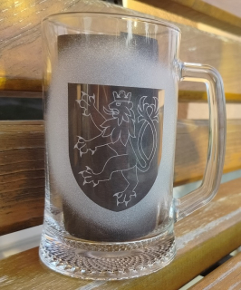 Sklenice s uchem krýgl 0,5 znak Čech