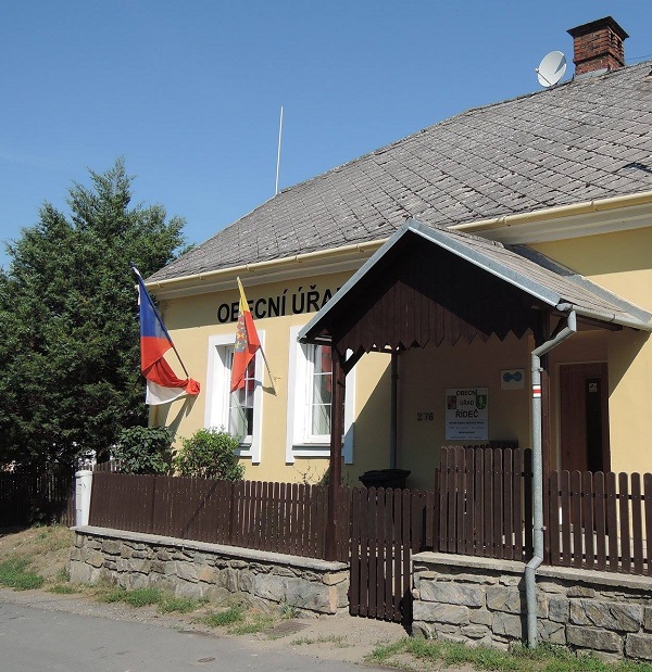 Moravska_vlajka_Ridec