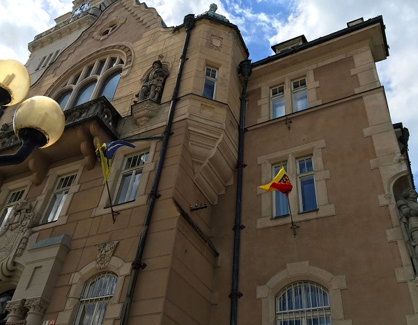 Moravska_vlajka_Sumperk