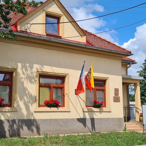 moravska_vlajka_Bezmerov