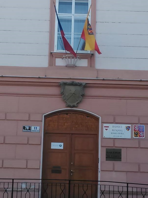 Moravska_vlajka_Reckovice_Mokra_Hora