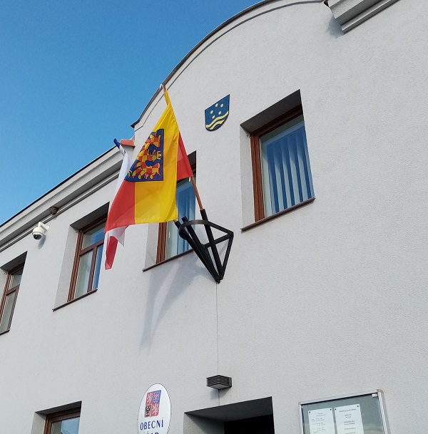 Moravska_vlajka_Brod_nad_Dyjí