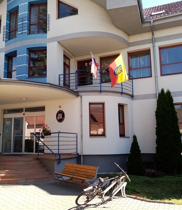 moravska_vlajka_Dolni_Bojanovice