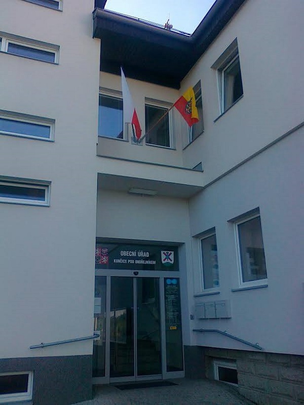 Moravska_vlajka_Kuncice