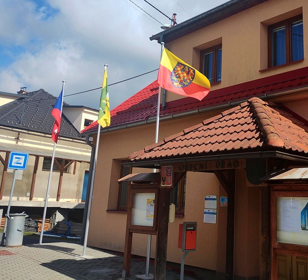 moravska_vlajka_Lacnov