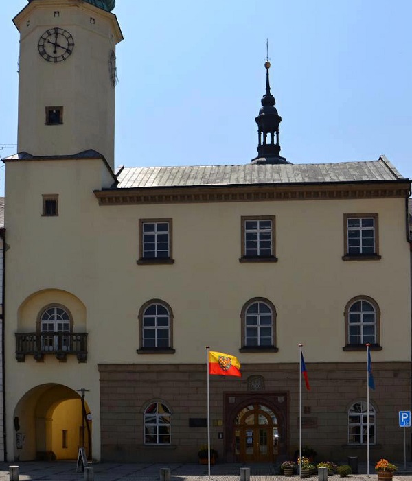 Moravska_vlajka_Moravska_Trebova