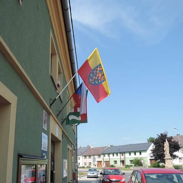 moravska_vlajka_Naklo