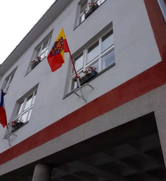 Moravska_vlajka_Pribor