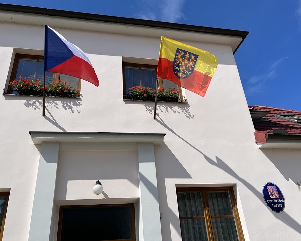 Moravska_vlajka_Tupesy