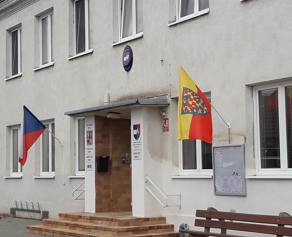 Moravska_vlajka_Visnove